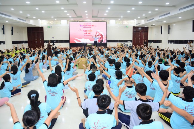 The 2nd-day Children 's Summer Retreat